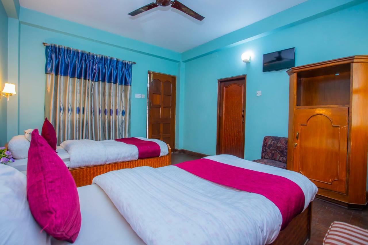 Spot On 445 New Hotel Natureland Pokhara Exterior photo