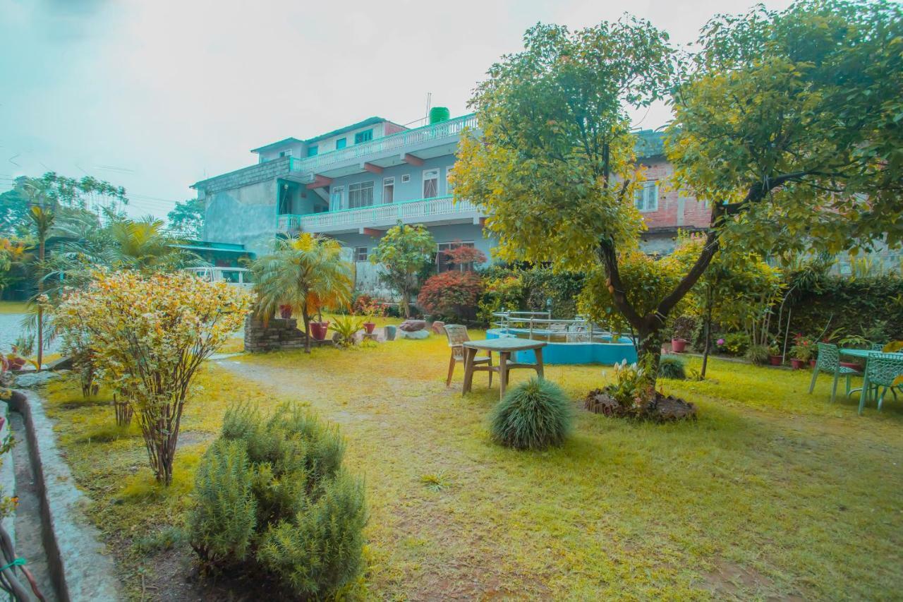 Spot On 445 New Hotel Natureland Pokhara Exterior photo